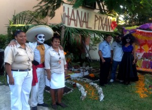 Day of the Dead Altars in Sandos