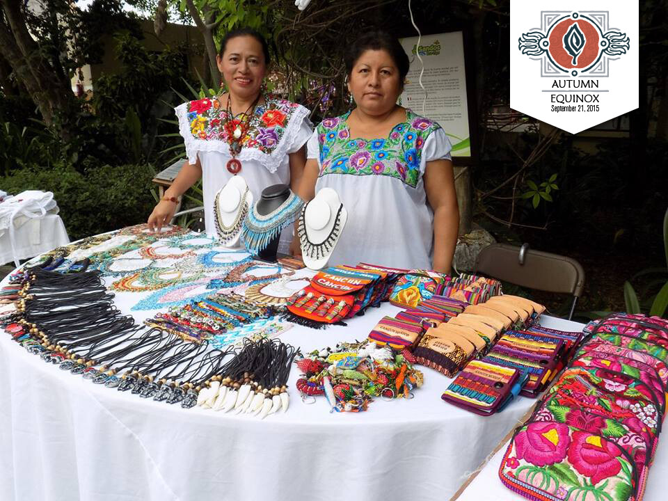 Mayan handicrafts in Playa del Carmen