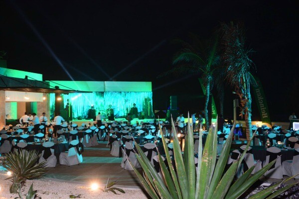 Sandos Cancun dinner event