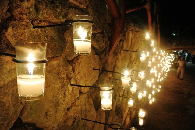 Wall candles