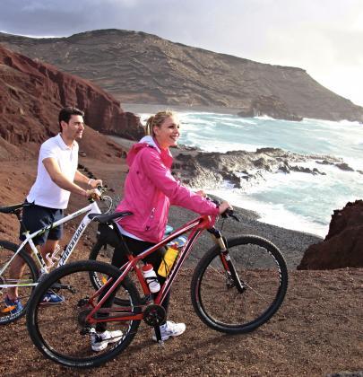 Discover Lanzarote by bike