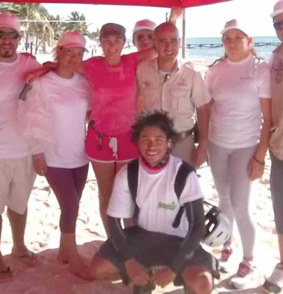 Sandos in International Coastal Cleanup