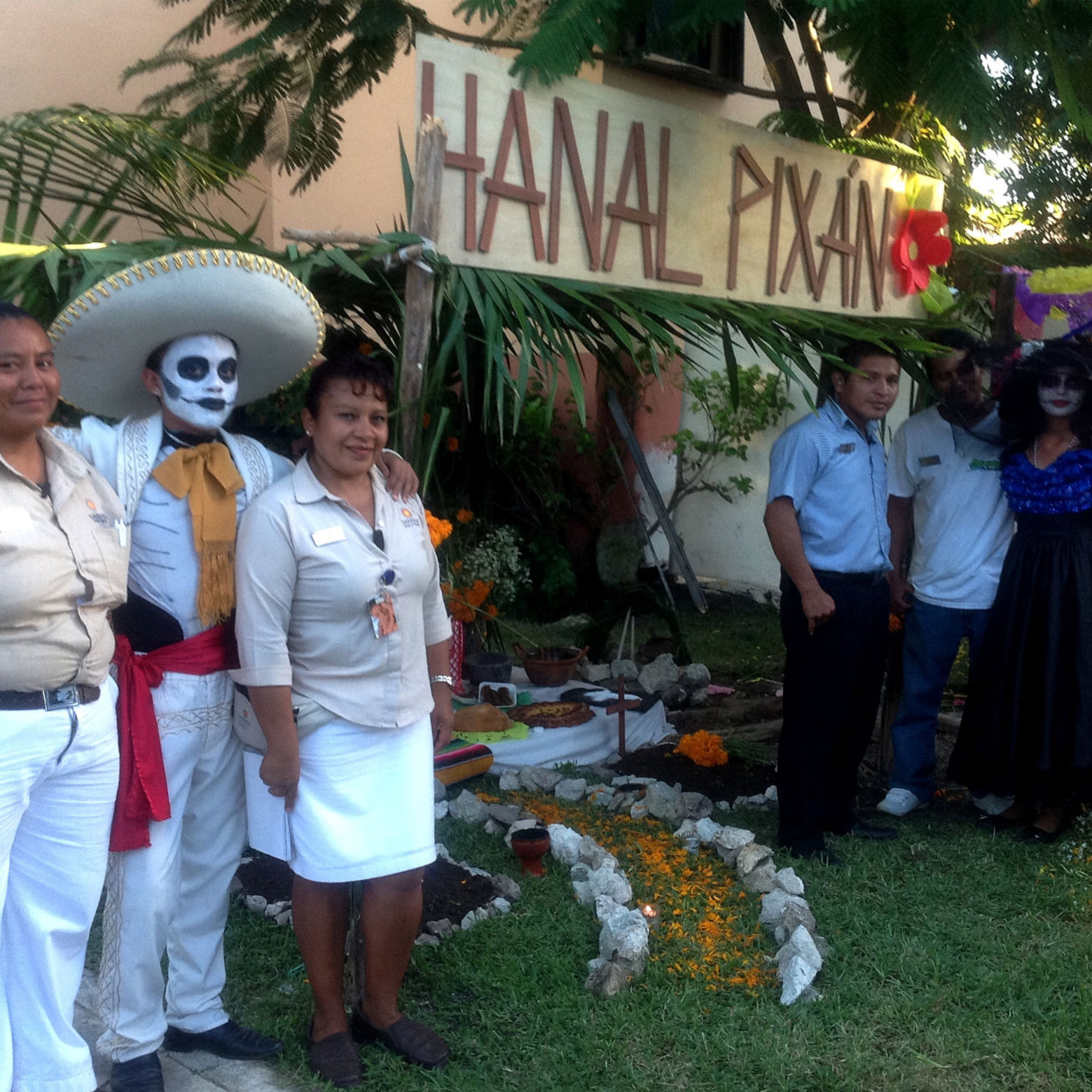 Day of the Dead Altars in Sandos Caracol