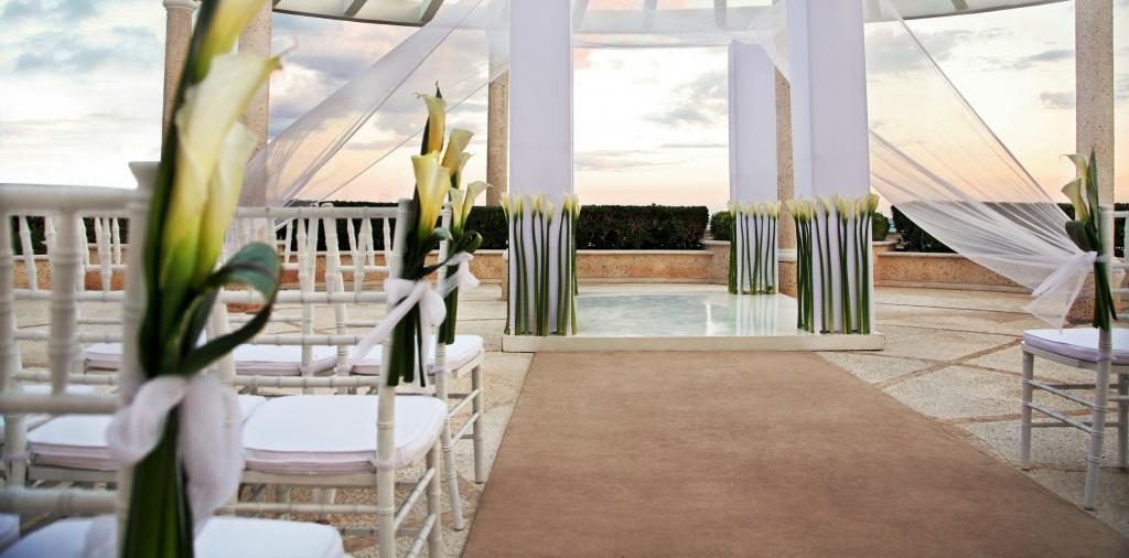 Sandos Caracol resort wedding ocean view