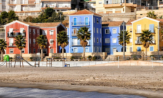 Houses in Villajoyosa, route by car to the Costa Blanca