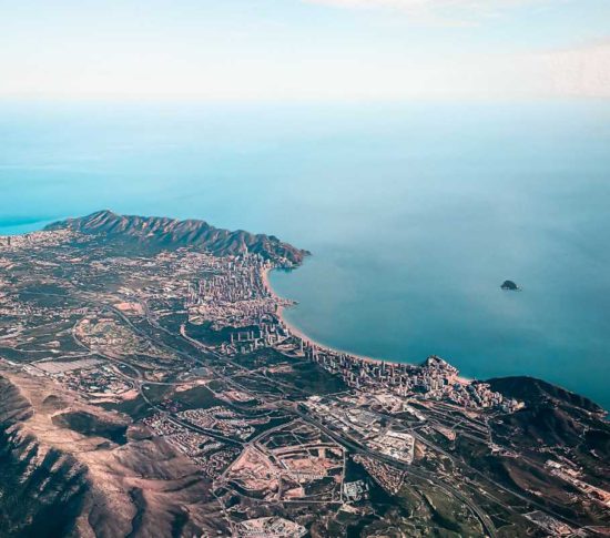 Vista aérea costa de Benidorm